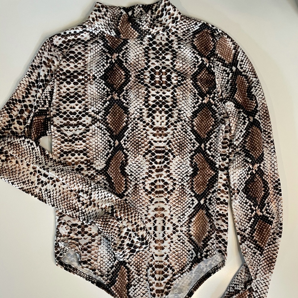 Snake skin long sleeve mock neck body suit